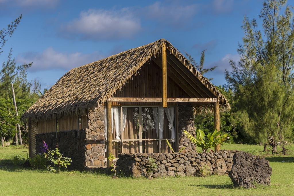 Pacific Bungalows Hanga Roa Exterior photo